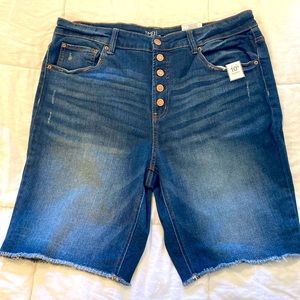 High Rise Bermuda Shorts- size 16